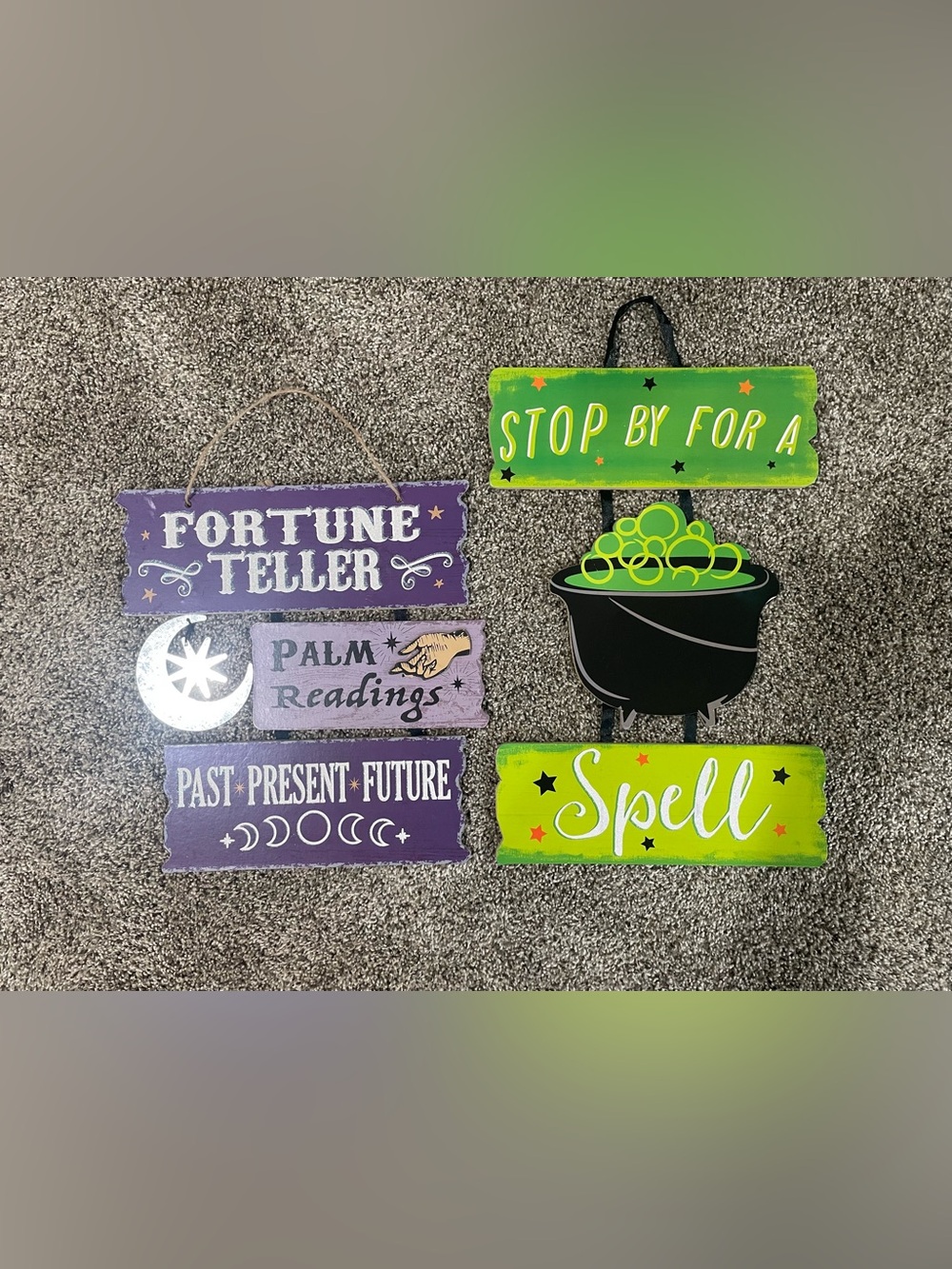 Fortune Teller & Spell Signs Wall Décor - Purple & Lime Green